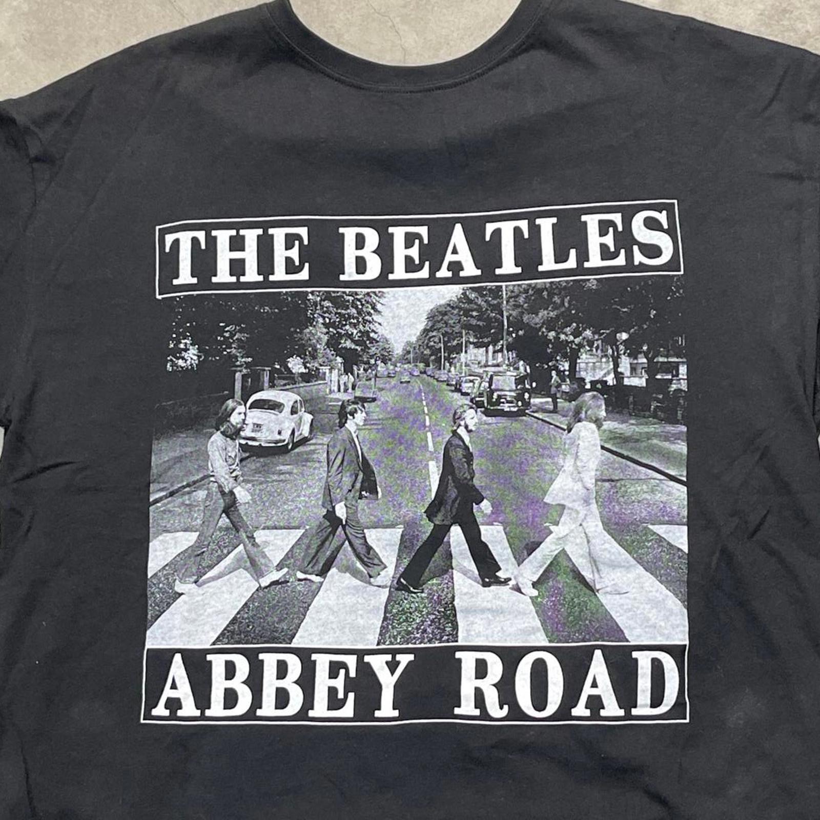 The Beatles Preowned Small Band T-Shirt